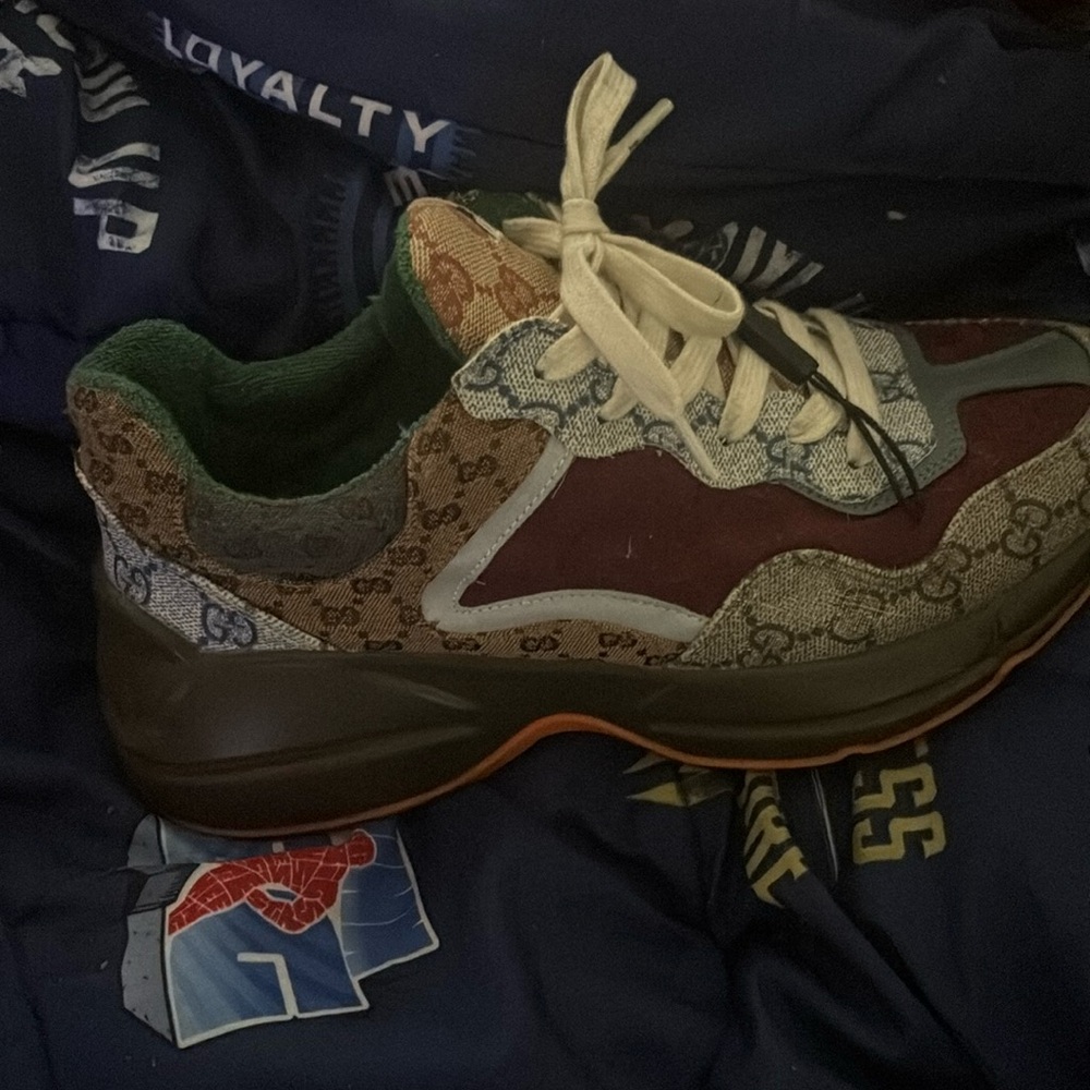 Gucci